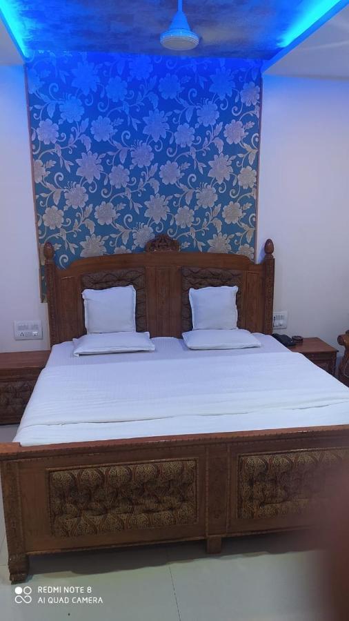 Hotel Shalimar Executive, Uran Islampur Peth  Εξωτερικό φωτογραφία