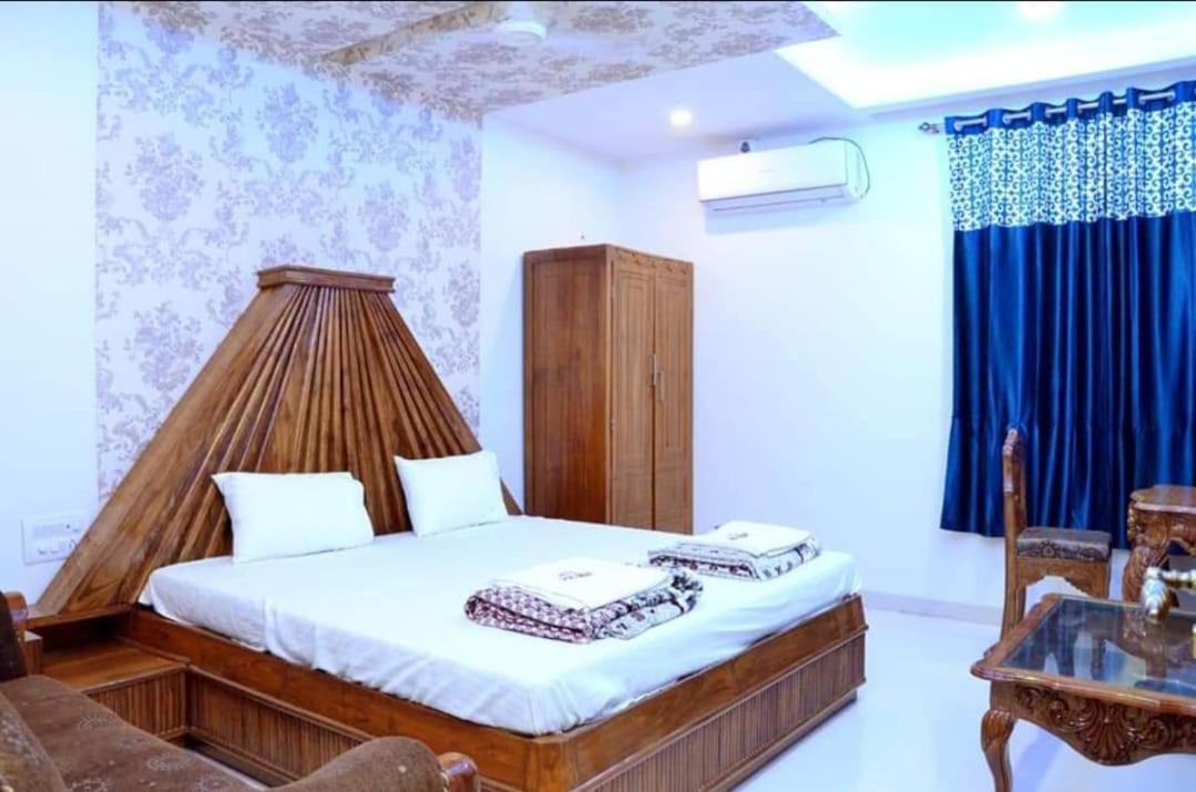 Hotel Shalimar Executive, Uran Islampur Peth  Εξωτερικό φωτογραφία
